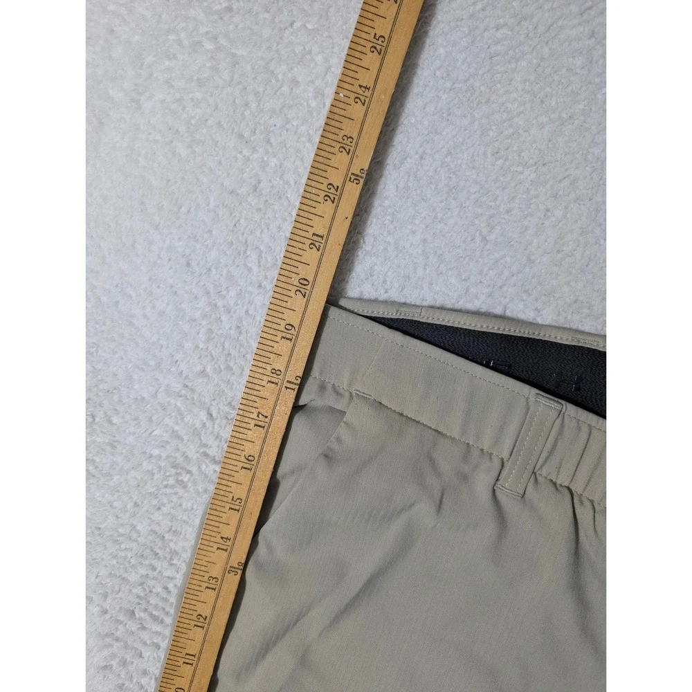 Under Armour Golf Shorts Mens 40/10 Tan Stretch Performance 1309548 Match Play‎